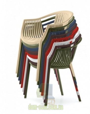 Плетеное пластиковое кресло Pedrali Tatami 306
