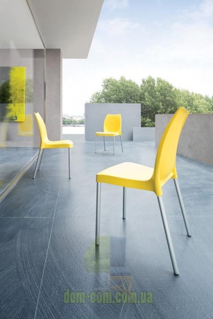 Универсальный стул из технополимера Gaber TULIP