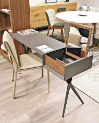 Оригинальный письменный стол Cattelan Italia Batik