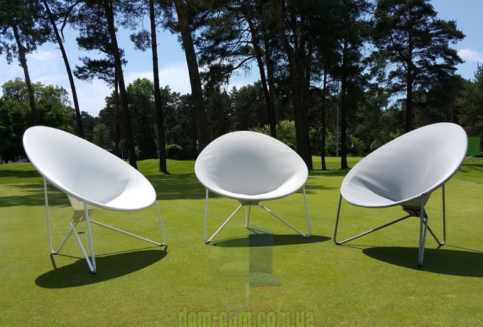 Оригинальное дизайнерское кресло для улицы Noti Comfee