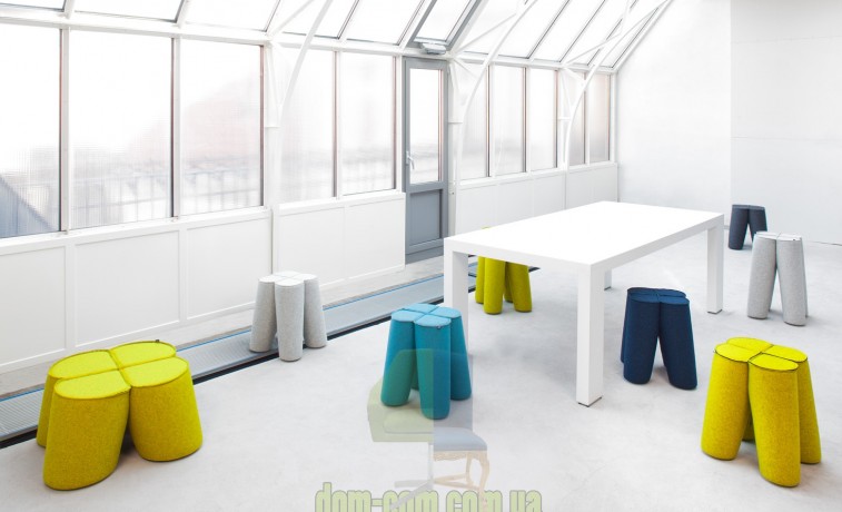 Мягкий табурет-стол Noti Trefle