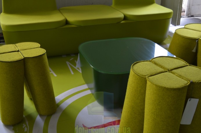 Мягкий табурет-стол Noti Trefle