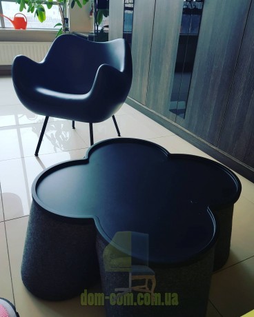 Мягкий табурет-стол Noti Trefle