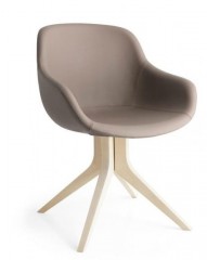 Кресло на оригинальных деревянных ногах Calligaris Igloo CS1837