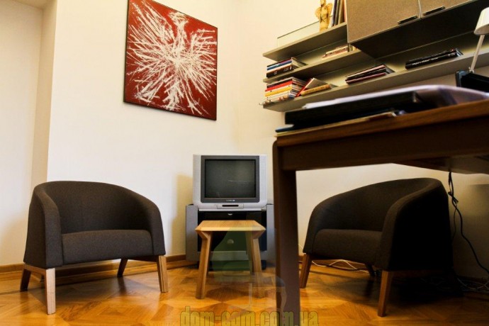 Дизайнерское современное кресло Noti Mula