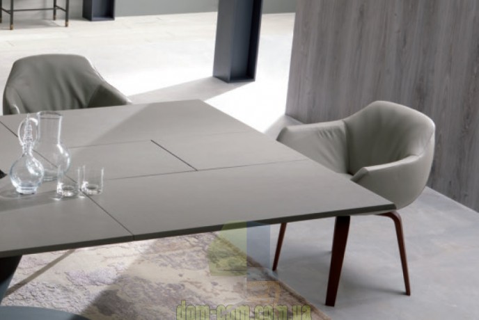 Дизайнерское кожаное кресло Ozzio Italia Eliot