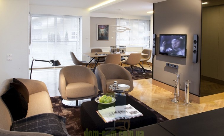 Современное поворотное кресло Noti Mula