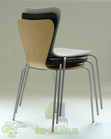 Стул из гнутой фанеры Delta Ivo
