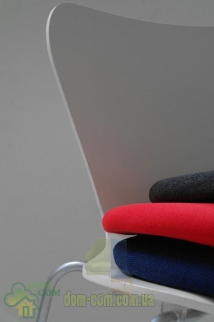 Стул из гнутой фанеры Delta Ivo