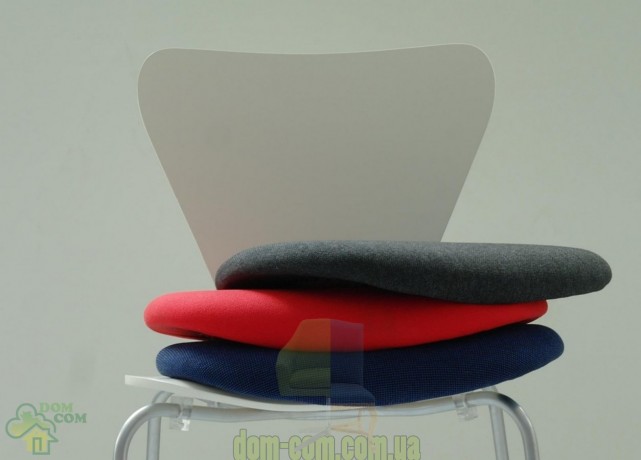 Стул из гнутой фанеры Delta Ivo