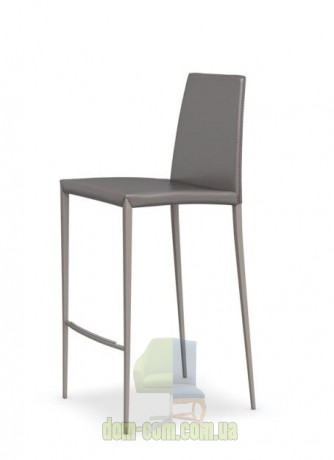 Полубарный стул в регенерированной коже Calligaris Aida CS/1821