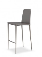 Полубарный стул в регенерированной коже Calligaris Aida CS/1821