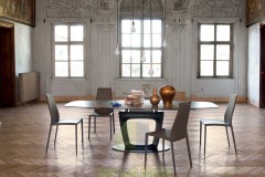Современный стул в натуральной коже Calligaris Aida plus CS/1484