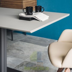 Стол на одной ноге Cattelan Italia Elvis