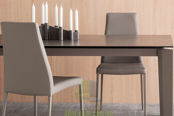 Мягкий стул на металлическом каркасе Calligaris Aida soft  CS1452