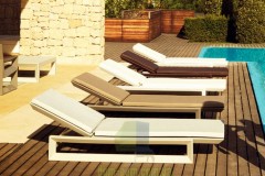 Изящный шезлонг Vondom Frame