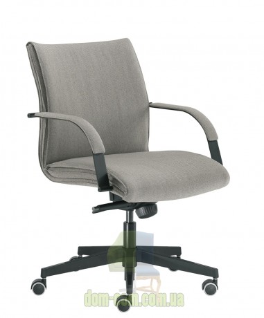 Удобное кресло для руководителя Sesta Silver 2100