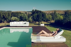 Шезлонг с динамической подсветкой Vondom Vela