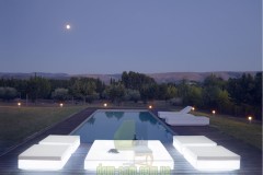 Шезлонг с динамической подсветкой Vondom Vela