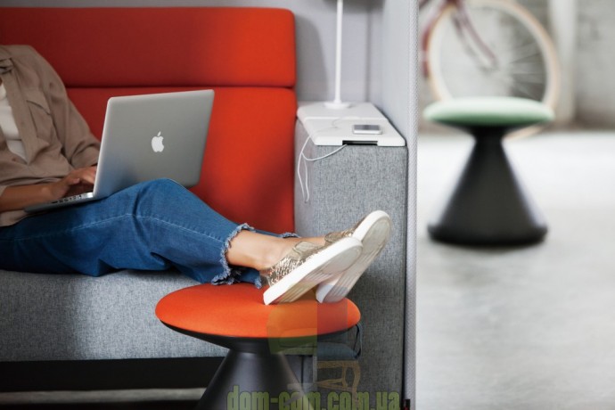 Дизайнерский табурет с поворотным сидением Fungus Milani