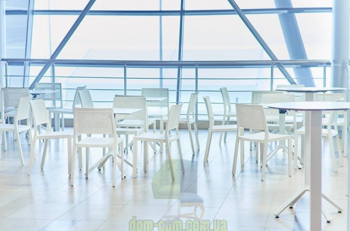 Штабелируемый стул из технополимера SCAB Design Emi 2343