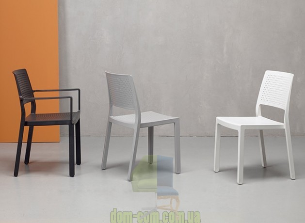 Штабелируемый стул из технополимера SCAB Design Emi 2343