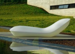 Шезлонг Vondom Pillow от Stefano Giovannoni &amp; Elisa Gargan 