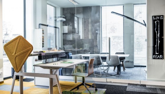 Письменный стол с электроприводом Balma Plus