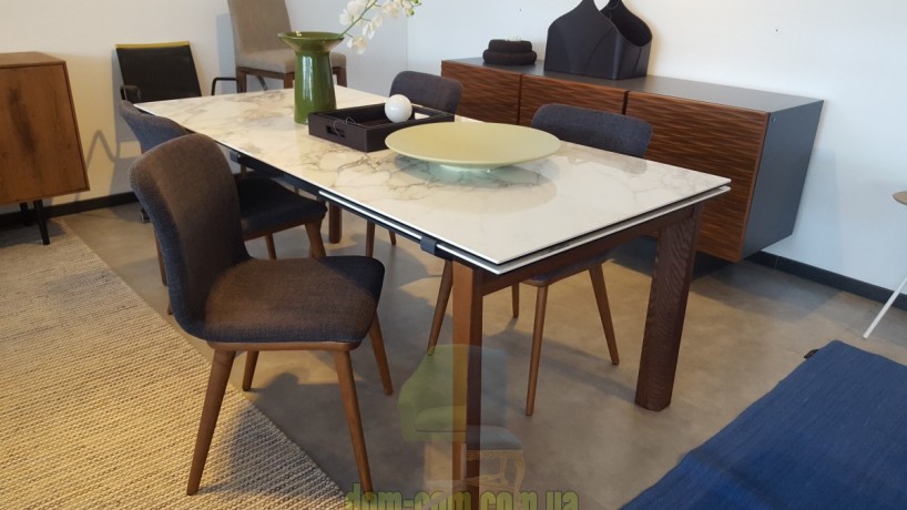 Стул модерн на деревянном каркасе Calligaris Annie CS/1809