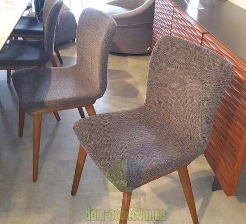 Стул модерн на деревянном каркасе Calligaris Annie CS/1809