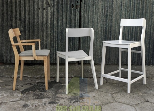 Стул барный Fameg BST-1320