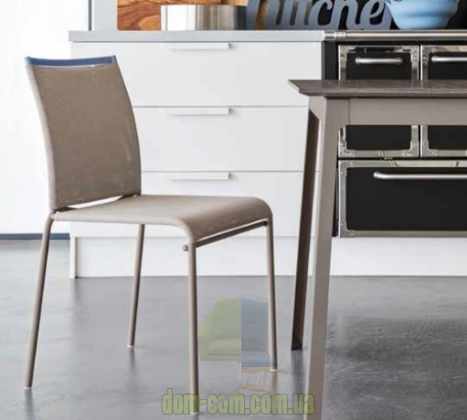 Обеденный стул в сетчатой обивке Calligaris Web CS/1453 