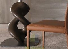 Дизайнерский стол на скульптурной ноге Ozzio Italia Liquid