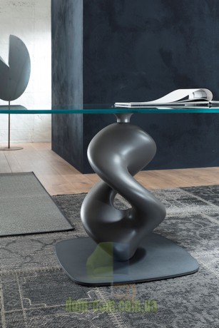 Дизайнерский стол на скульптурной ноге Ozzio Italia Liquid