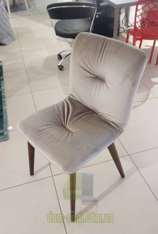 Стул в винтажной обивке или бархате Calligaris Annie CS/1846