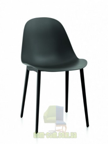 Стул округлой формы из полипропилена Bontempi Casa Mood