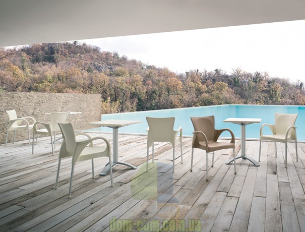 Красивый универсальный стул Gaber BEVERLY