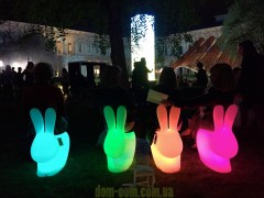 Дизайнерская LED лампа - стул Rabbit Lamp with Rechargeble  LED Qeeboo