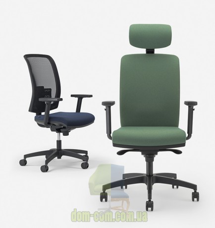 Кресло офисное с подголовником Cometa Sem Milani