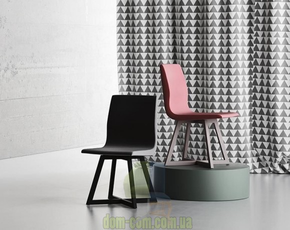 Стул на устойчивой деревянной опоре Feng Shui Imperial Line