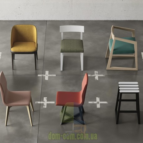 Стул на устойчивой деревянной опоре Feng Shui Imperial Line