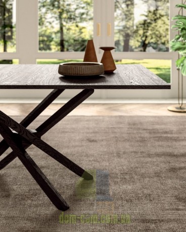 Эффектный стол-трансформер SU E GIÚ Ozzio Italia