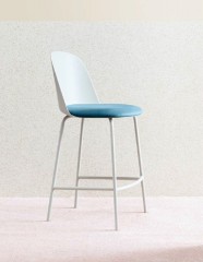 Дизайнерский полубарный стул обтекаемой формы Miniforms Mariolina