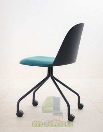 Дизайнерский офисный стул обтекаемой формы Miniforms Mariolina