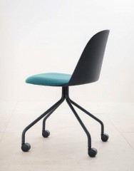 Дизайнерский офисный стул обтекаемой формы Miniforms Mariolina