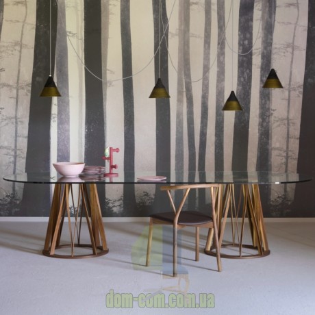 Обеденный стол на оригинальной деревянной базе Miniforms Acco