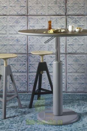 Обеденный стол регулируемый по высоте Miniforms Maciste