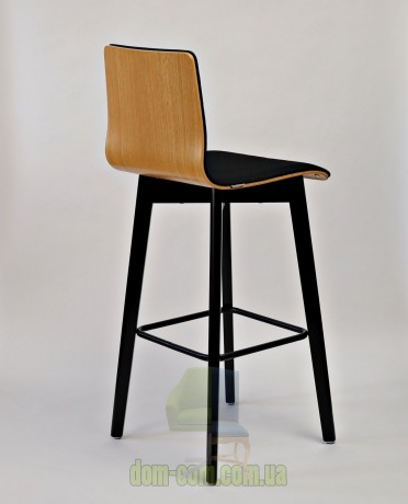 Мягкий барный стул Delta Luka RW Soft