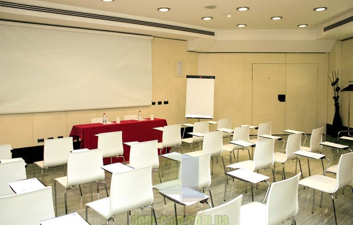 Стул SCAB Alice 2678 со столиком