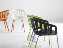 Оригинальное кресло из полипропилена Gaber Basket